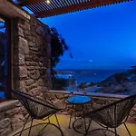 Villa Elit Psarou *