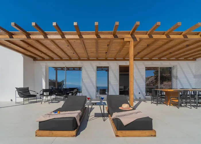 Elit Psarou プサロウ