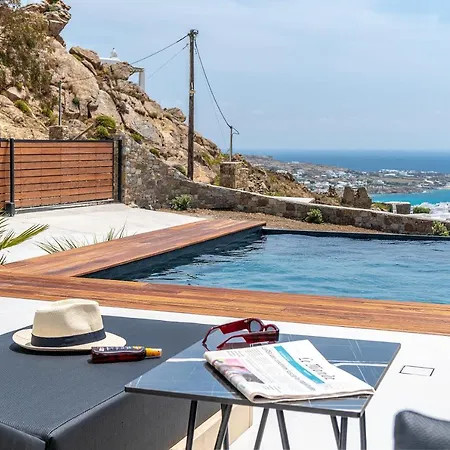 Elit Psarou プサロウ