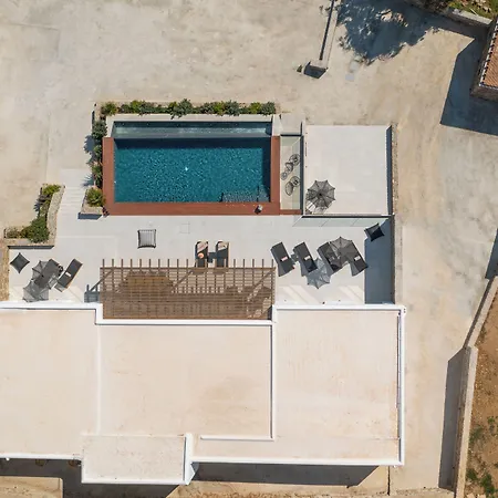 Elit Psarou Heated Pool Jacuzzi *